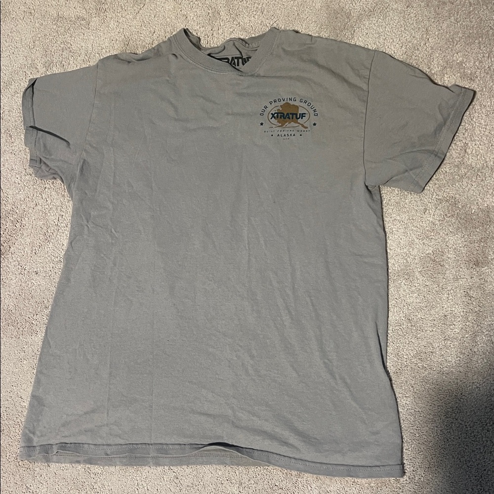 size medium xtratuf graphic t shirt alaska